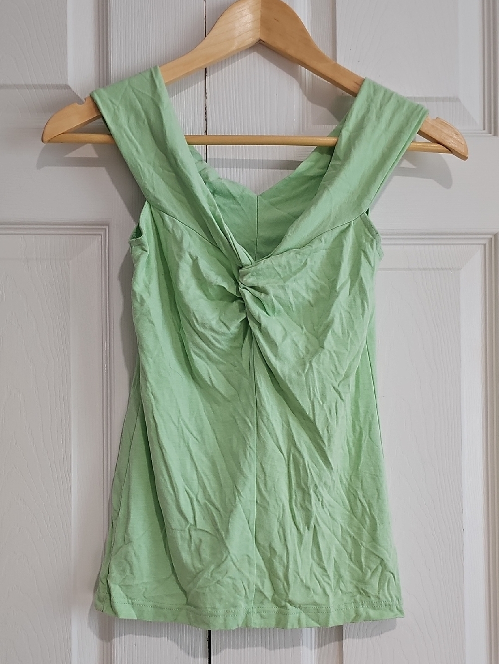 💚 Z. CAVARICCI Mint Green Twist Front Tank | Stretch Fit | Size L